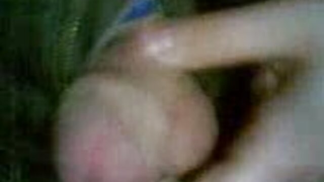 Дивовижний :  Нафарбована чорнилом українське порно бесплатно німецька крихта дає головку і змащує кицьку вершками Порнофільм 
