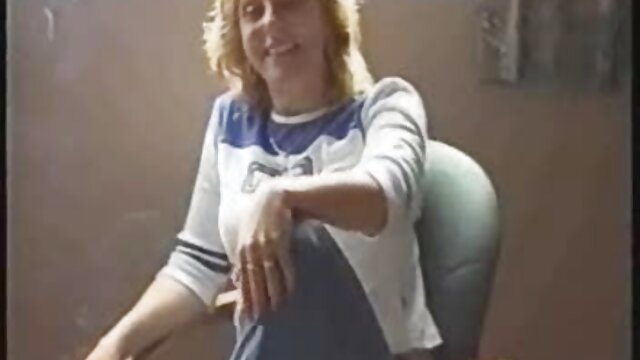 Дивовижний :  Рудоволоса ципочка порно відео на українській мові сірі отримує удар масивним членом ззаду і отримує масаж обличчя Порнофільм 
